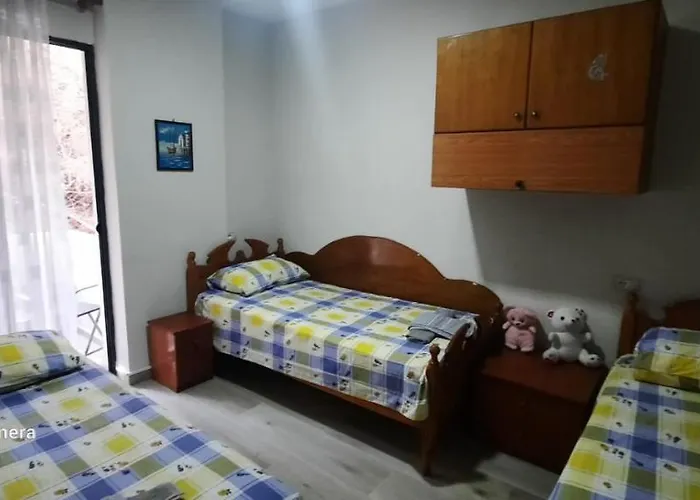 Apartament Pine 2 1 Golem (Tirana)