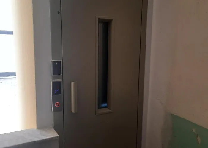 Apartament Pine 2 1 *